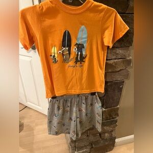 Carter’s pajamas size 7